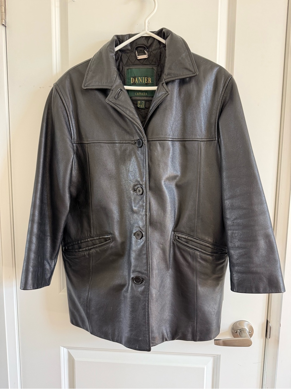 Danier Black Leather Button-Up Women's Jacket